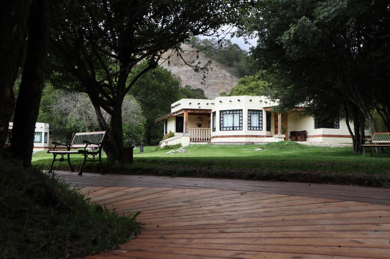 Hotel Bosques Del Sol Suites San Cristóbal de Las Casas Buitenkant foto