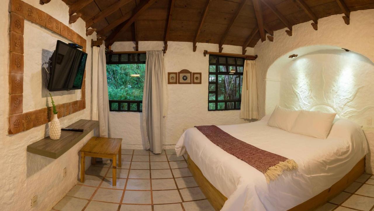 Hotel Bosques Del Sol Suites San Cristóbal de Las Casas Buitenkant foto